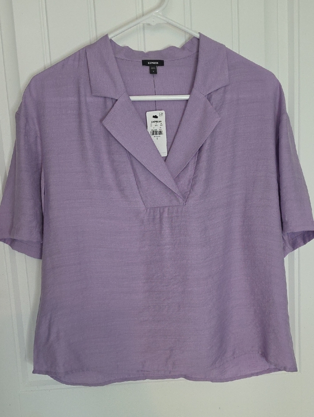 Express Lavender Scalloped Camp-Collar Short Sleeve Top